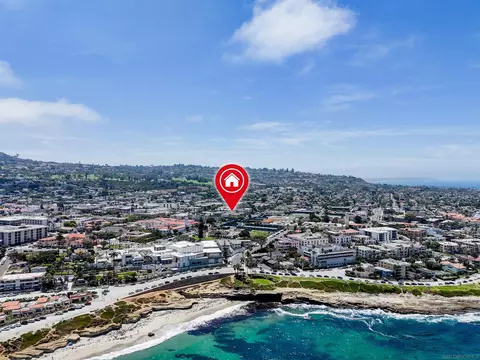 View/Area - 708 Silver St, La Jolla, CA 92037 photo 1 of 2