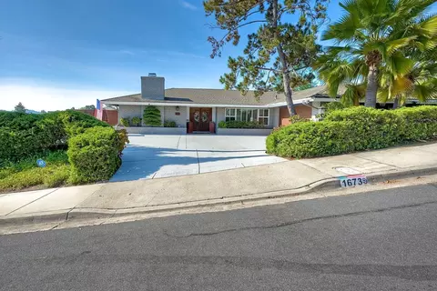 1673 Hillsmont Dr, El Cajon, CA 92020