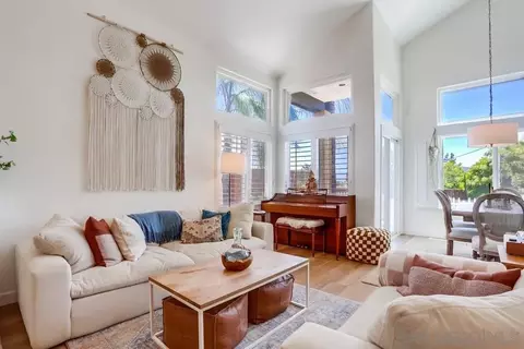 8581 Paseo Del Sol, Santee, CA 92071 photo 5