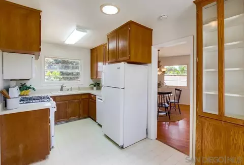 Kitchen - 2015 Wedgemere Rd, El Cajon, CA 92020 photo 1 of 2