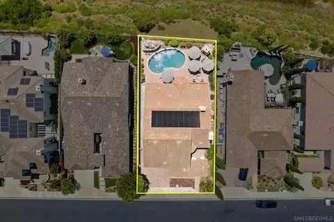 3243 Avenida Aragon, Carlsbad, CA 92009