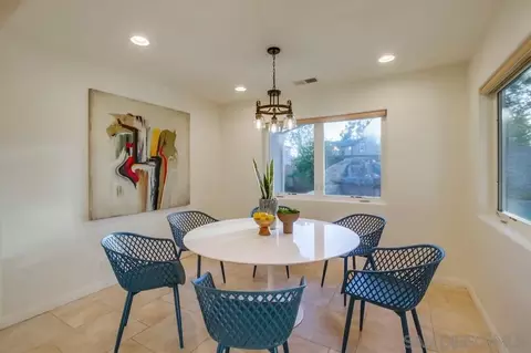 Dining - 14590 Kent Hill Way, Poway, CA 92064 photo 4 of 4