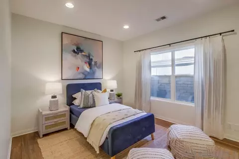 Bedroom - 14590 Kent Hill Way, Poway, CA 92064 photo 1 of 5