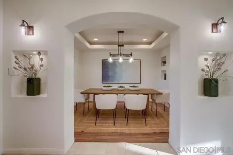 Dining - 14590 Kent Hill Way, Poway, CA 92064 photo 1 of 4