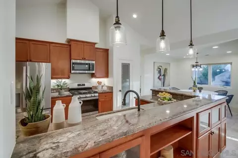 Kitchen - 14590 Kent Hill Way, Poway, CA 92064 photo 1 of 5