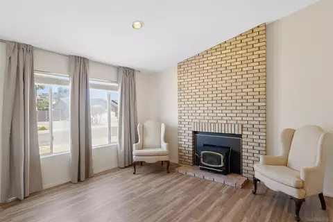 Living - 1558 Angel Pl, Ramona, CA 92065 photo 1 of 2