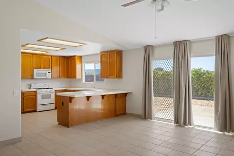 Kitchen - 1558 Angel Pl, Ramona, CA 92065 photo 2 of 2