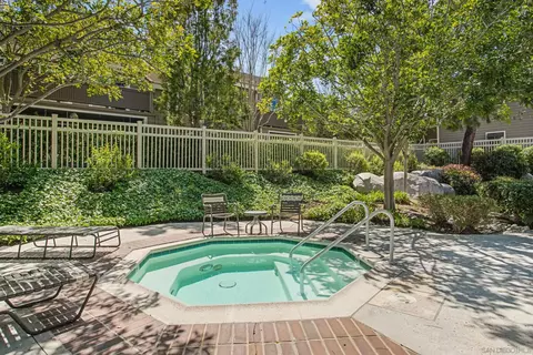 1059 Shadowridge Dr #9, Vista, CA 92081 photo 38