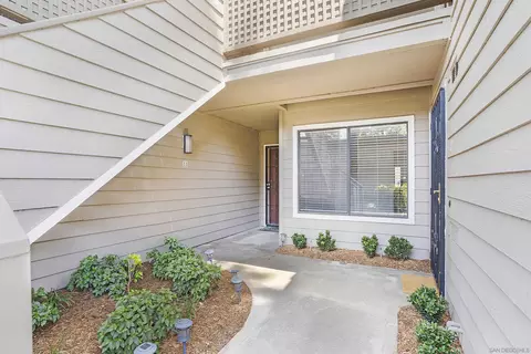 1059 Shadowridge Dr #9, Vista, CA 92081 photo 31