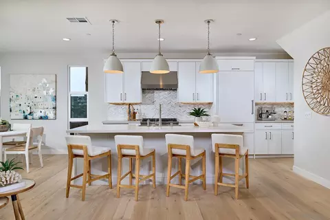 571 N Vulcan Ave, Encinitas, CA 92024