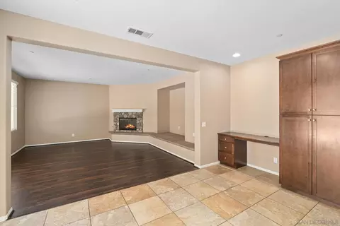 Living - 2959 Burnet Dr, Escondido, CA 92027 photo 9 of 11