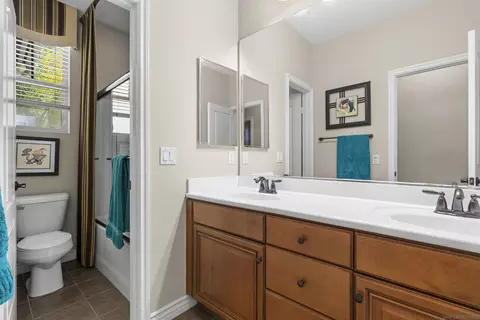 Bath - 7787 Britt Pl, Santee, CA 92071 photo 5 of 6