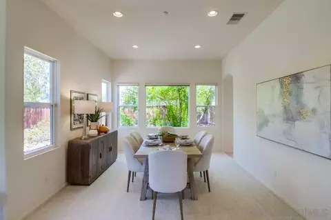 Dining - 1752 Russet Leaf Ct, El Cajon, CA 92019 photo 1 of 5