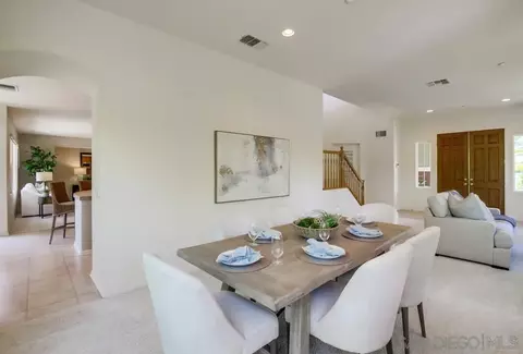 Dining - 1752 Russet Leaf Ct, El Cajon, CA 92019 photo 2 of 5