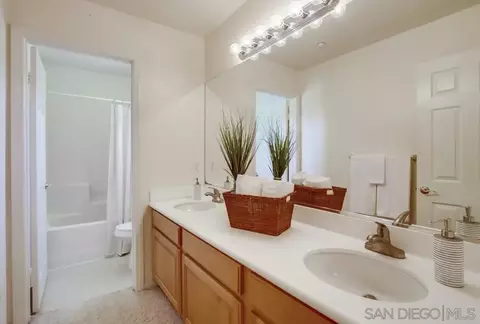 Bath - 1752 Russet Leaf Ct, El Cajon, CA 92019 photo 6 of 7