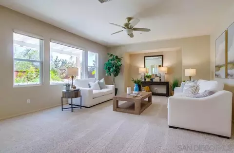 Living - 1752 Russet Leaf Ct, El Cajon, CA 92019 photo 3 of 6