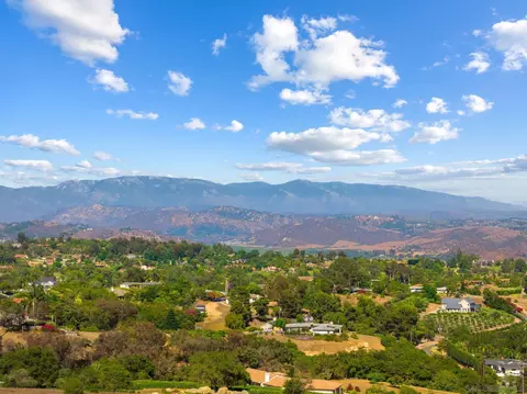 View/Area - 546 Morro Hills Rd, Fallbrook, CA 92028 photo 12 of 12
