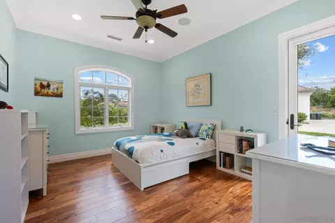 Bedroom - 546 Morro Hills Rd, Fallbrook, CA 92028 photo 2 of 3