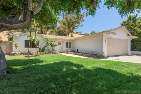 1551 Tarleton St, Spring Valley, CA 91977