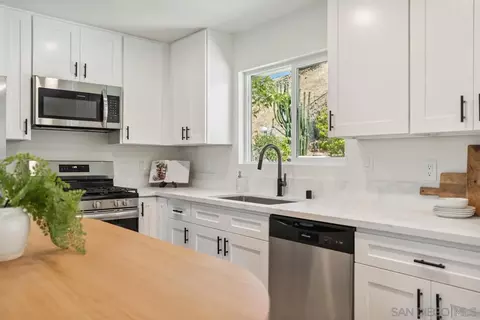 Kitchen - 1551 Tarleton St, Spring Valley, CA 91977 photo 1 of 3