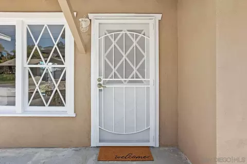 Entry Way - 2709 Lancelot Dr, Oceanside, CA 92054 photo 1 of 1