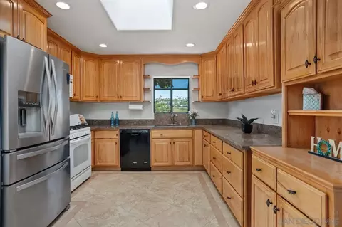 Kitchen - 2709 Lancelot Dr, Oceanside, CA 92054 photo 1 of 3
