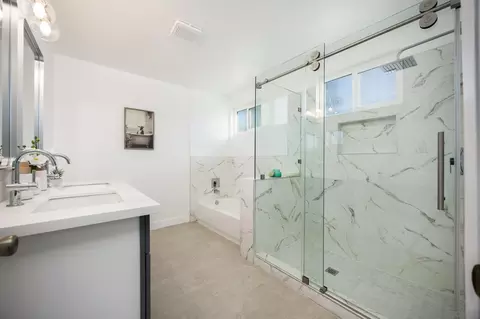 Bath - 10340 Timberlane Way, Santee, CA 92071 photo 1 of 2