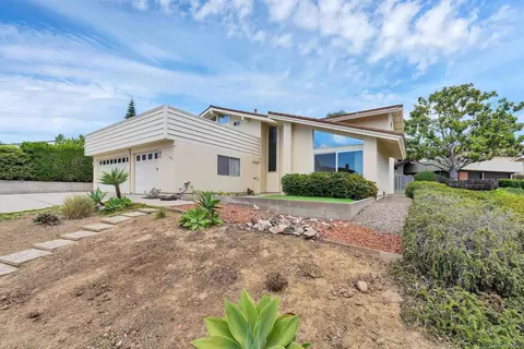 6135 Syracuse Ln, San Diego, CA 92122