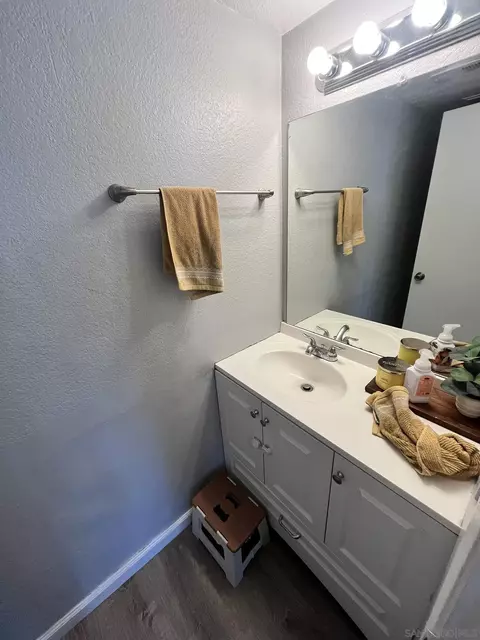 Bath - 8849 Tamberly Ln #C, Santee, CA 92071 photo 1 of 4