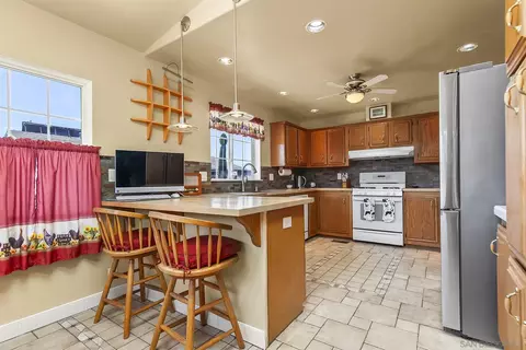 5480 Heidi St, La Mesa, CA 91942 photo 8