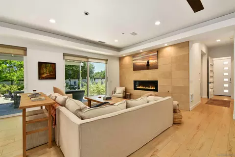 Living - 20102 Elm Ln, Escondido, CA 92029 photo 1 of 3