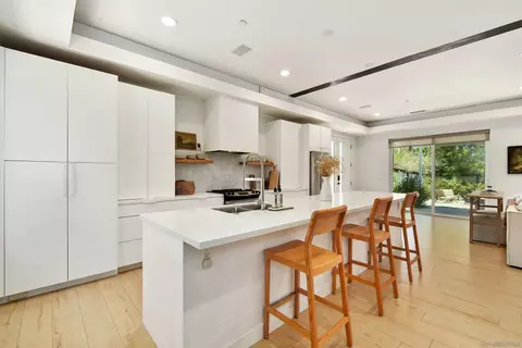 Kitchen - 20102 Elm Ln, Escondido, CA 92029 photo 1 of 4