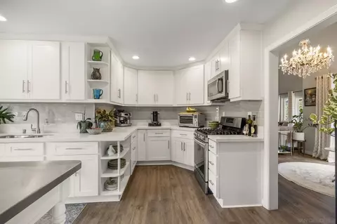 Kitchen - 2708 Grove Ave, Carlsbad, CA 92008 photo 5 of 7