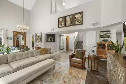 Living - 2708 Grove Ave, Carlsbad, CA 92008 photo 2 of 4