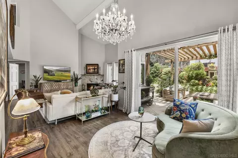 Living - 2708 Grove Ave, Carlsbad, CA 92008 photo 4 of 4