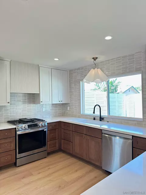 13026 Gate Dr, Poway, CA 92064 photo 9