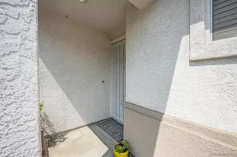 Entry Way - 4640 Los Alamos Way #A, Oceanside, CA 92057 photo 2 of 3