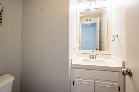 Bath - 4640 Los Alamos Way #A, Oceanside, CA 92057 photo 1 of 4