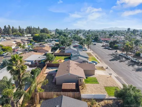 View/Area - 2155 E Washington Ave, Escondido, CA 92027 photo 8 of 14