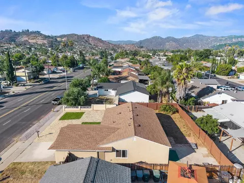 View/Area - 2155 E Washington Ave, Escondido, CA 92027 photo 4 of 14