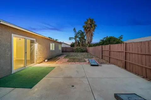 Exterior - 2155 E Washington Ave, Escondido, CA 92027 photo 3 of 14