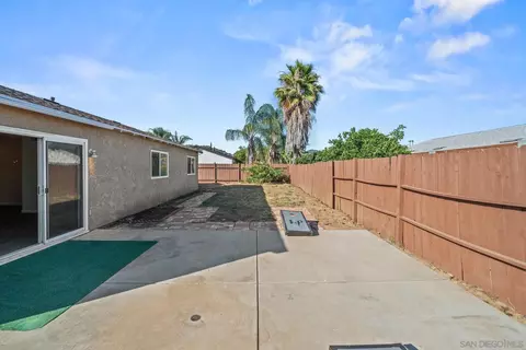 Exterior - 2155 E Washington Ave, Escondido, CA 92027 photo 14 of 14