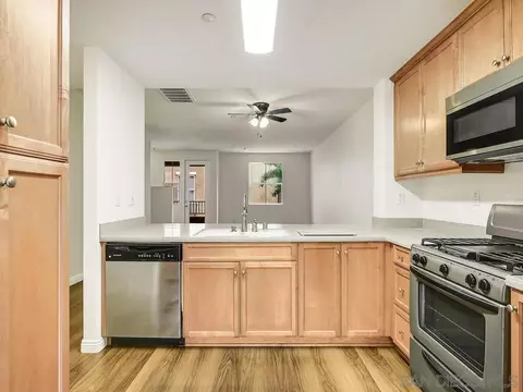 Kitchen - 10214 Daybreak Ln #5, Santee, CA 92071 photo 4 of 4