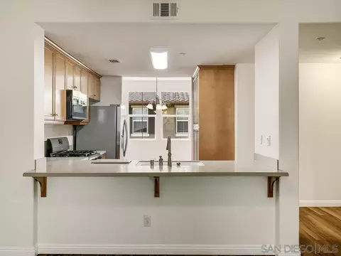 Kitchen - 10214 Daybreak Ln #5, Santee, CA 92071 photo 1 of 4