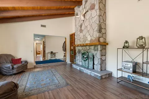 25980 Forest Dr, Escondido, CA 92026 photo 16