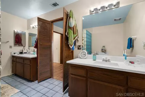 25980 Forest Dr, Escondido, CA 92026 photo 30