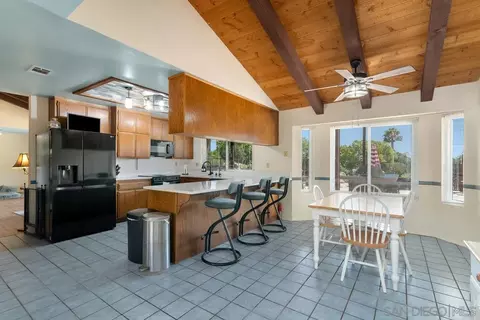 25980 Forest Dr, Escondido, CA 92026 photo 10