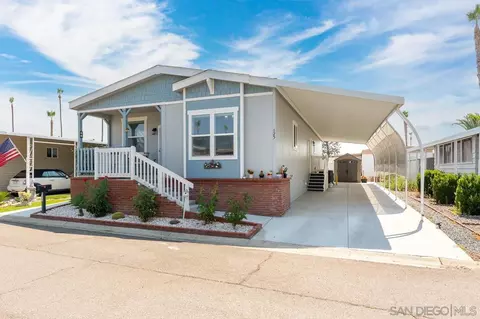 2300 E Valley Pkwy #SPC 125, Escondido, CA 92027