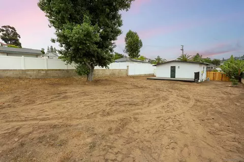 8210 Orchard Ave, La Mesa, CA 91942 photo 40