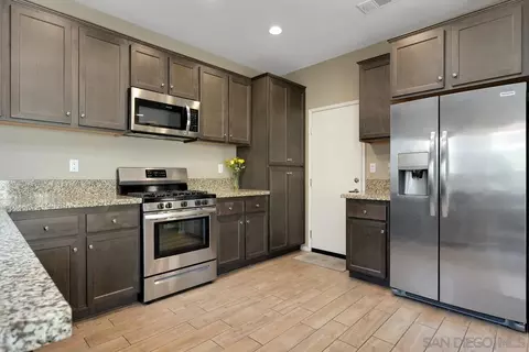 259 Oberlander Way, Fallbrook, CA 92028 photo 9